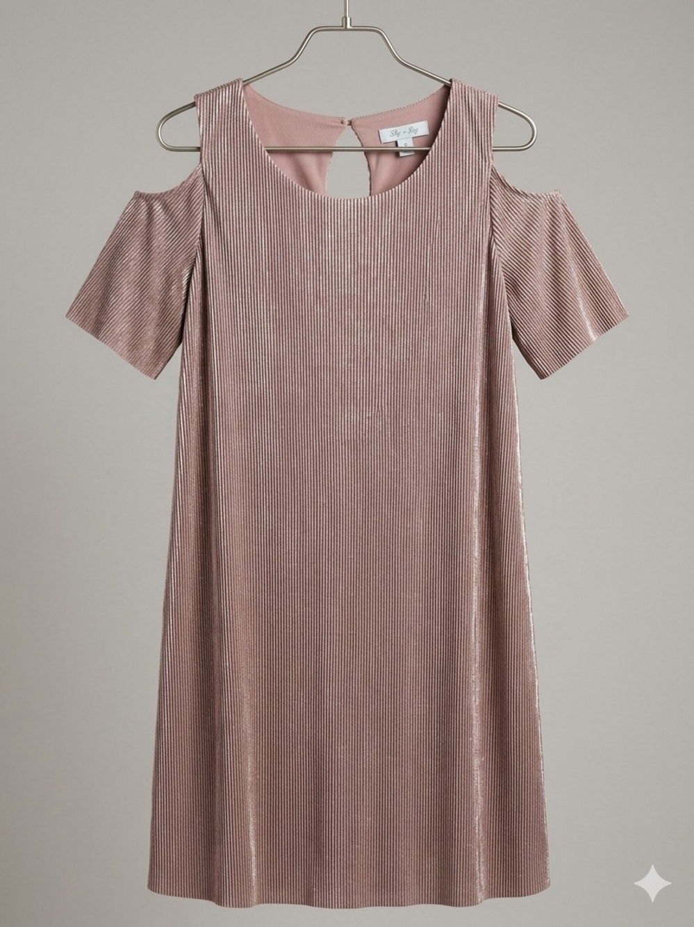 She & Sky Rose Pink Plisse Pleated Cold Shoulder Keyhole Shift Mini Dress Size S